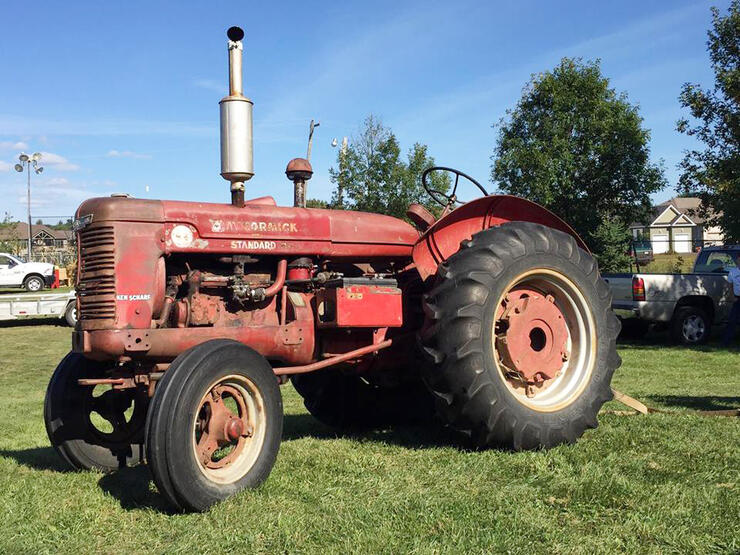 JR Carp Fair Antique Tractor 1
