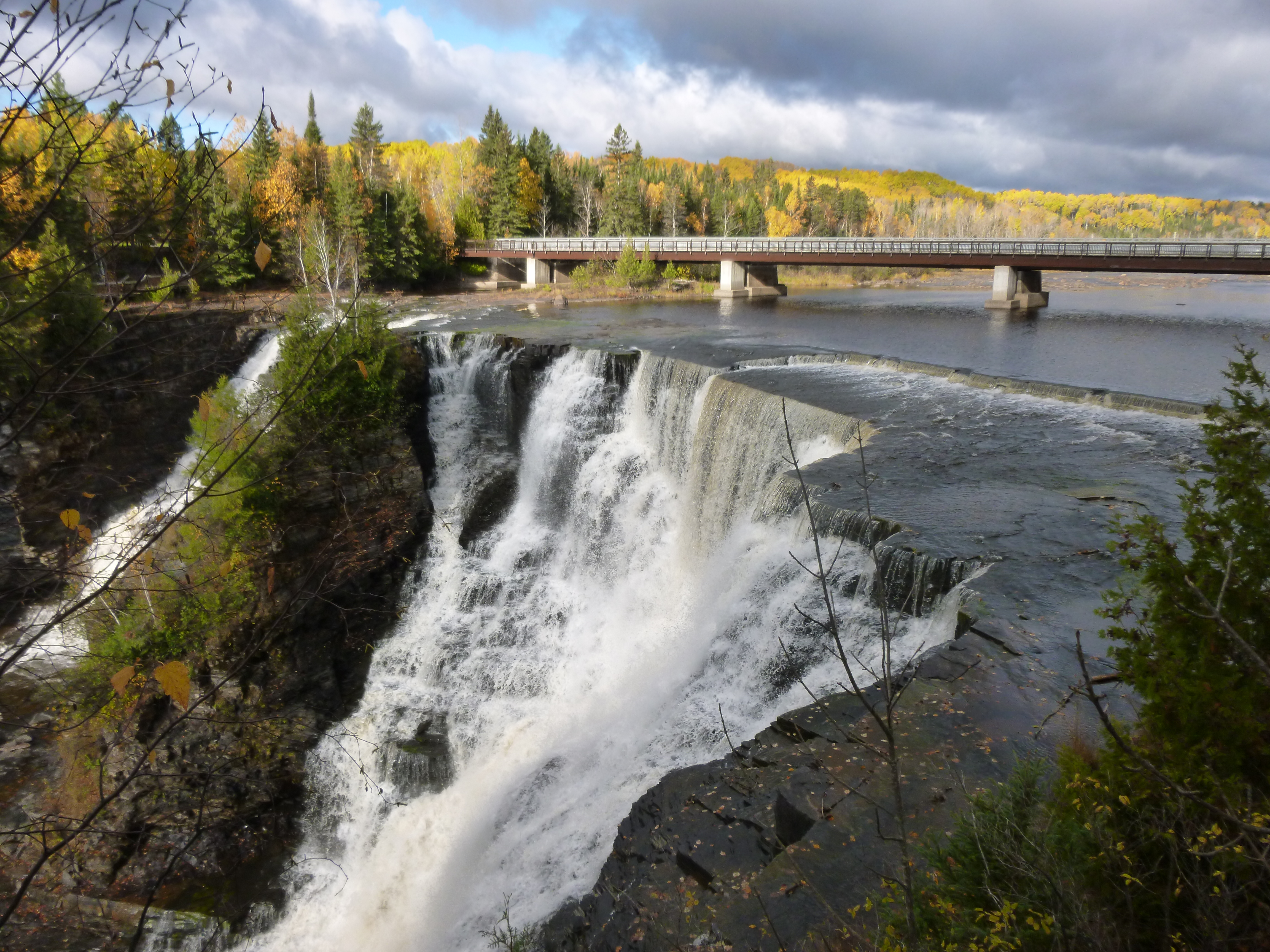 Kakabeka Falls