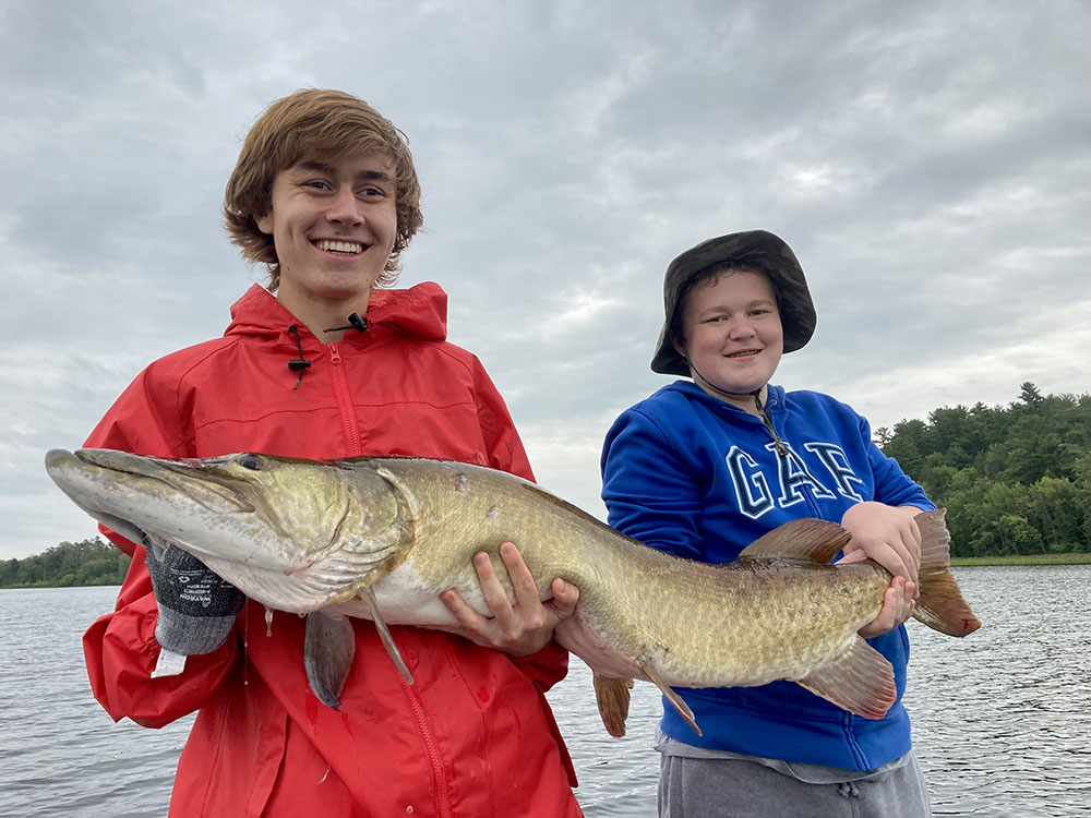 2 young anglers fishing musky