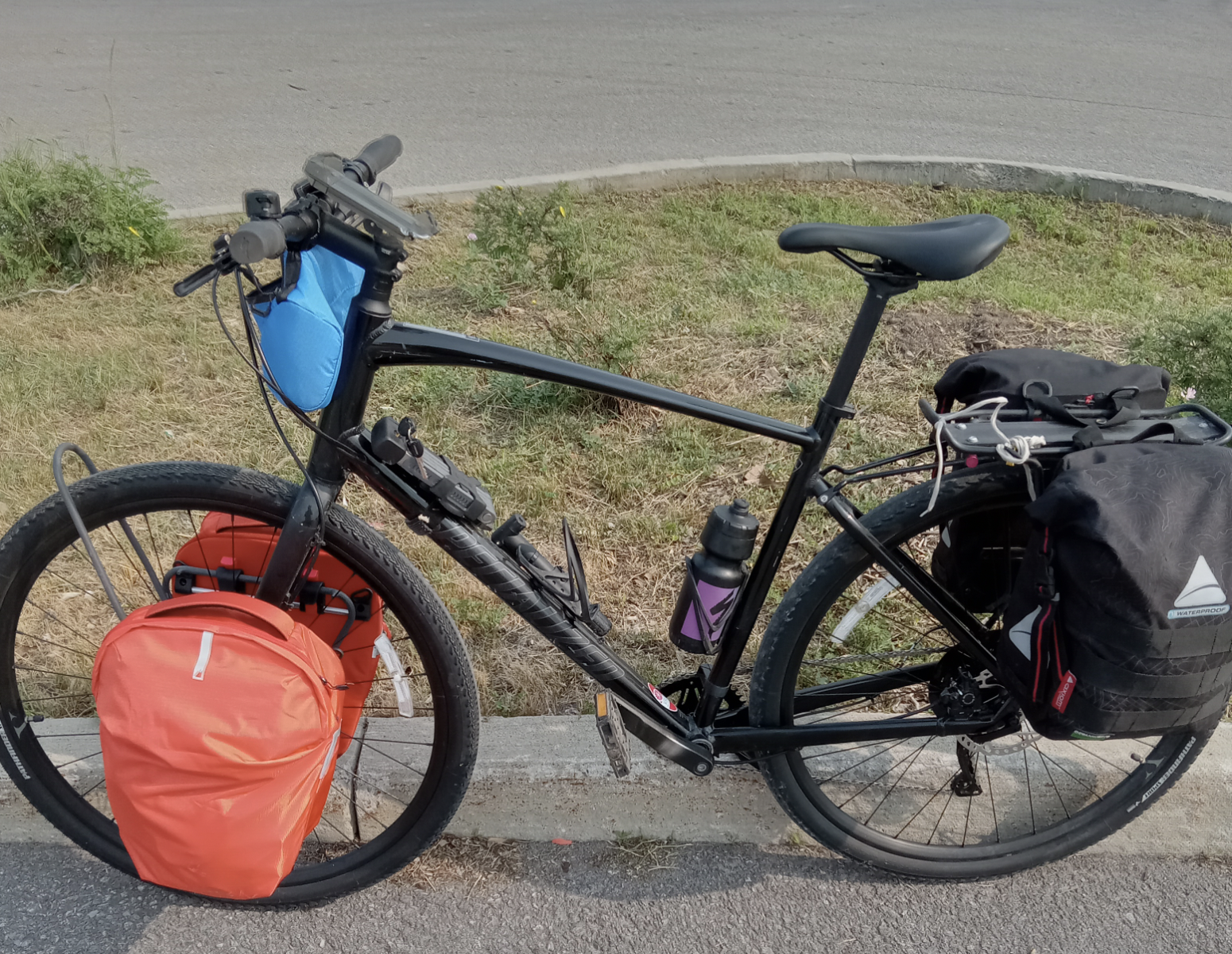 Bicycle with panniers