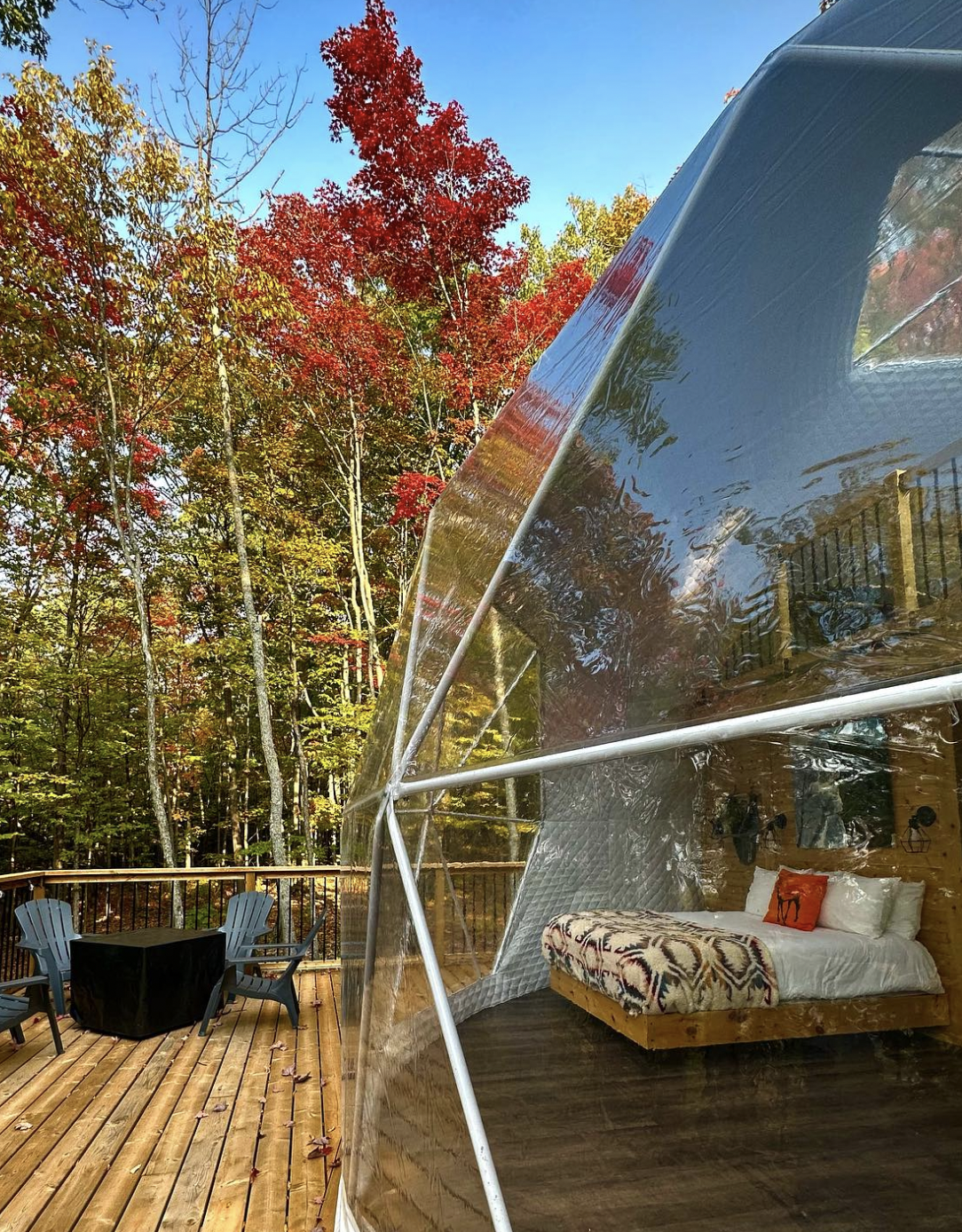 Glamping Dome in fall