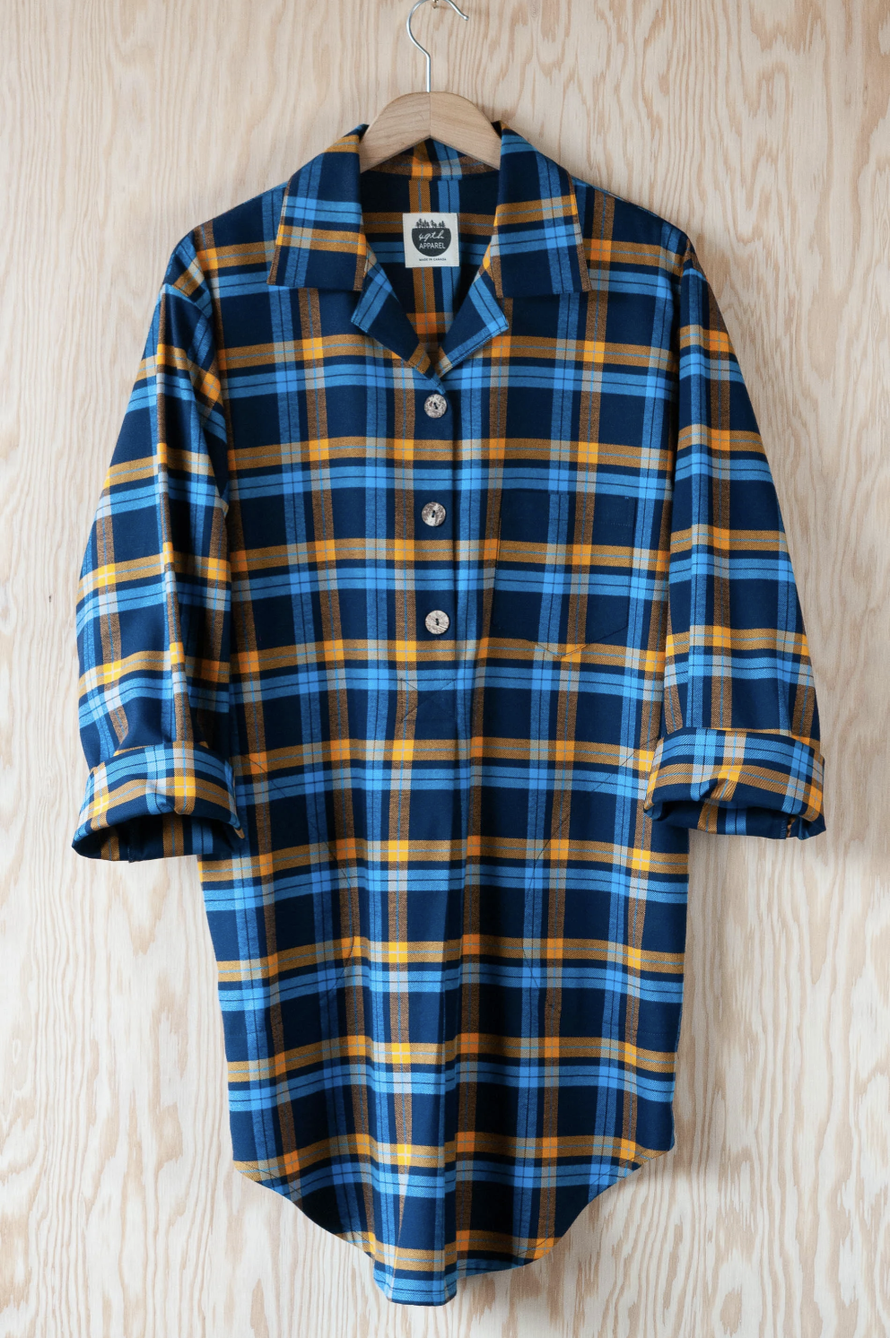 Nightshirt in blue and gold plaid