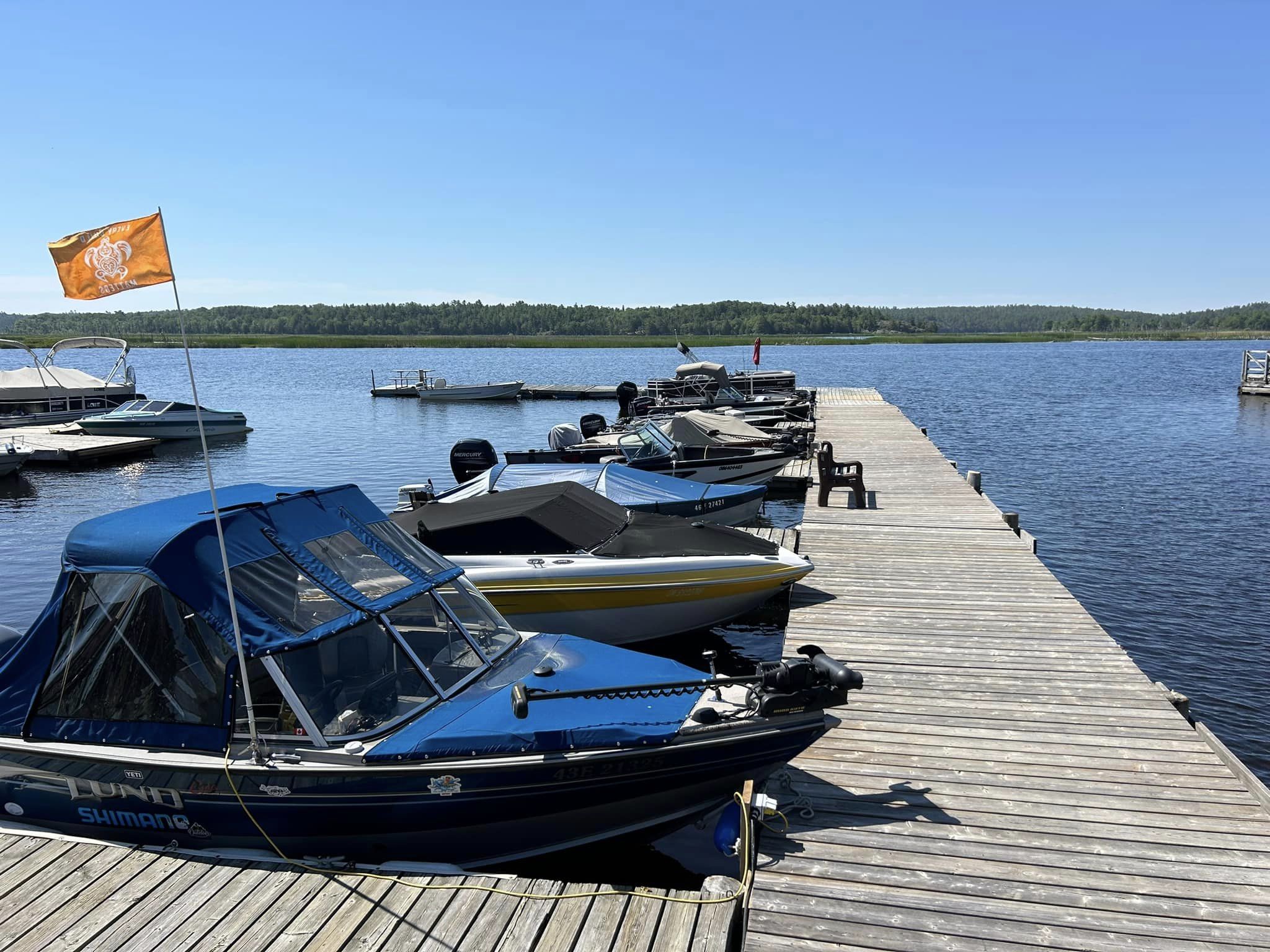 Spanish River Resort boats and docks