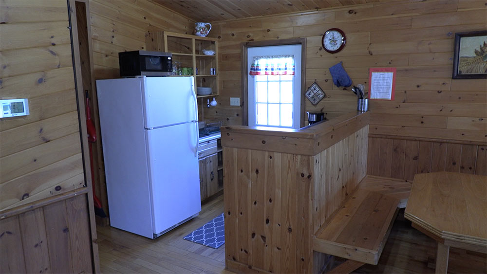 granary lake retreat kitchen