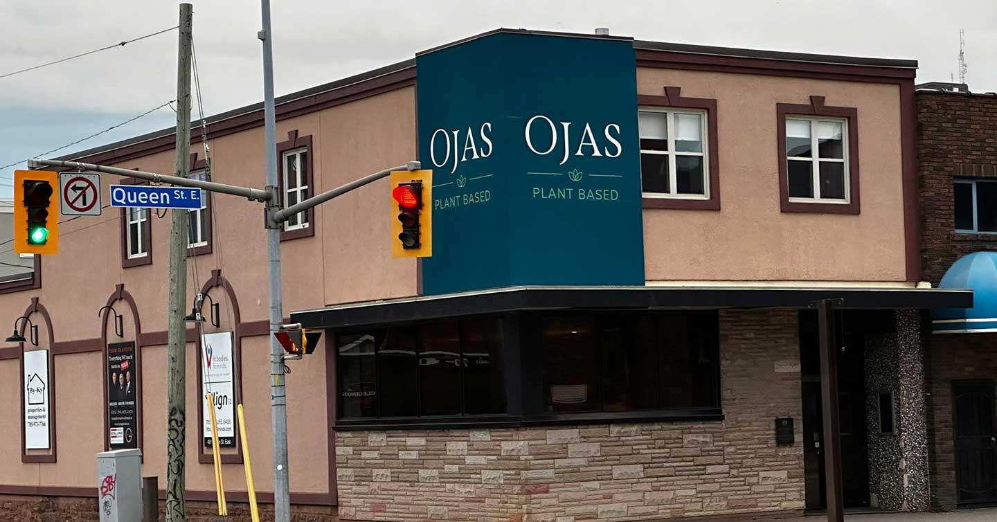 ojas restaurant sault ste marie exterior