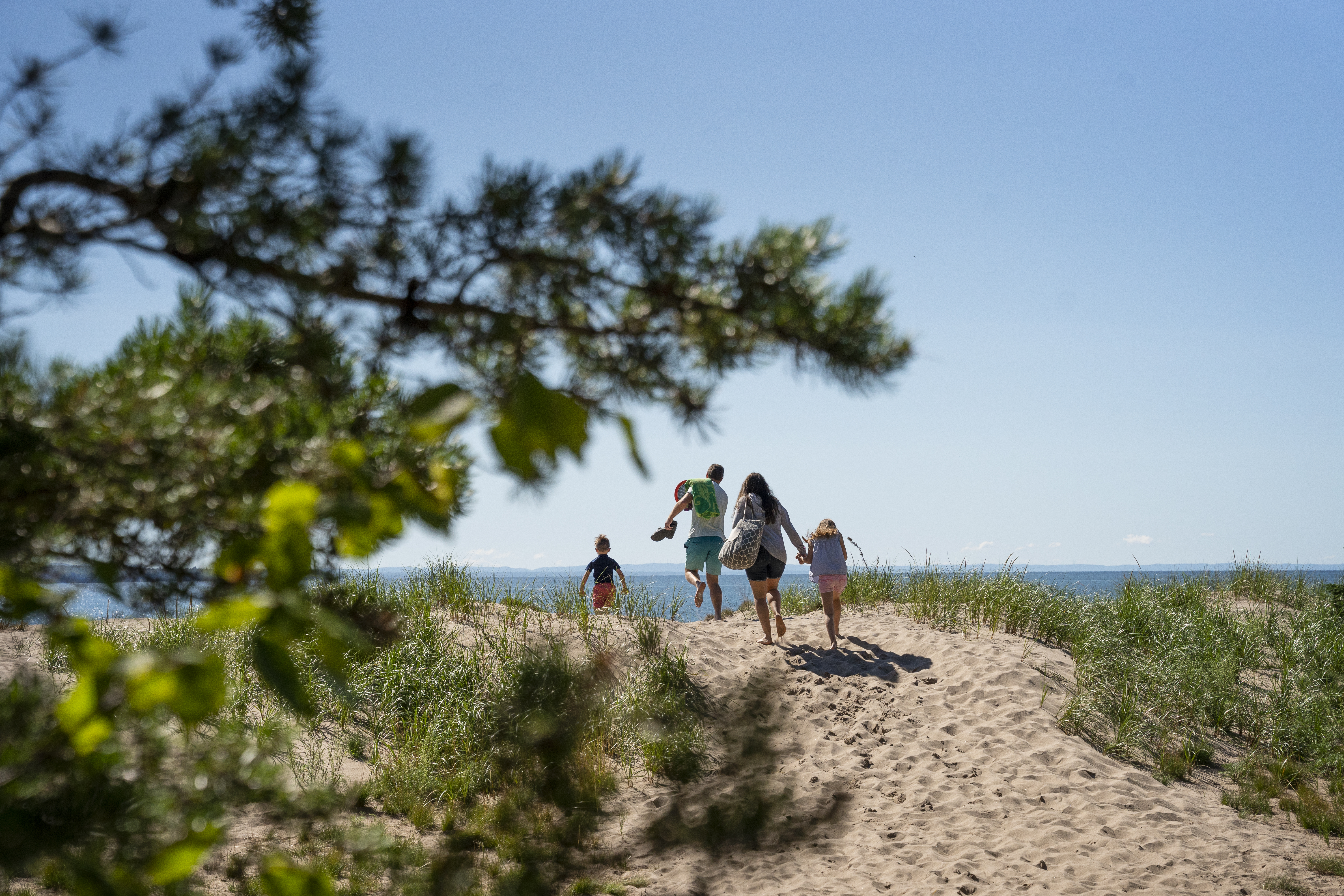 Pancake Bay’s Edmund Fitzgerald Lookout Trail offers one of the most spectacular views in the province. Credit: Sault Ste Marie Tourism 