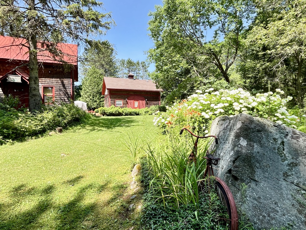 Stay at the scenic and quiet Fern Glen Inn for a quiet retreat. Credit: Fern Glen Inn