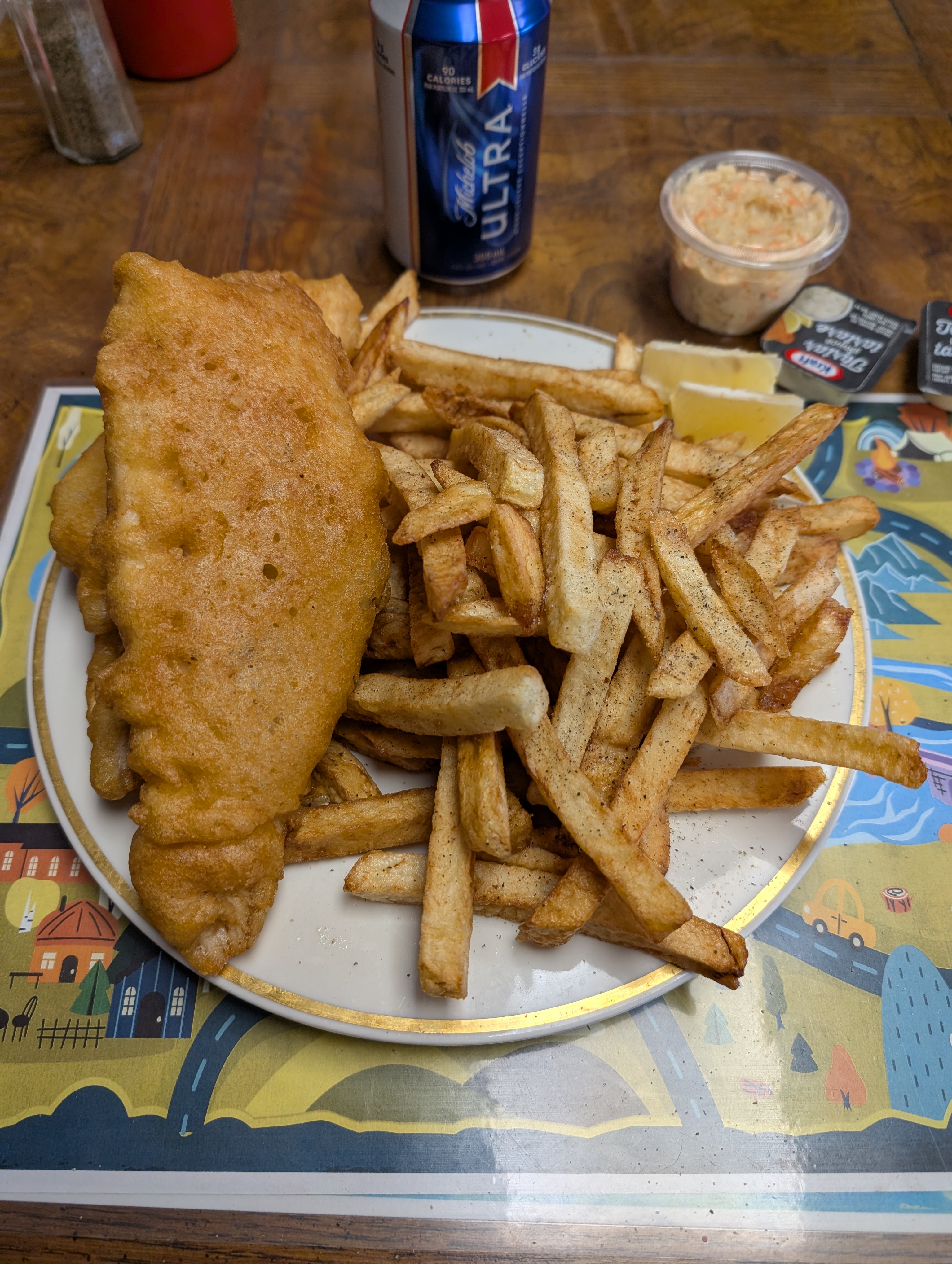 Kellys Diner Fish and Chips in Cartier.