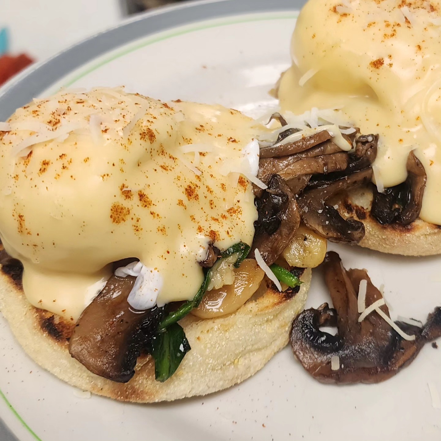 The Hungry Pug Eggs Benedict