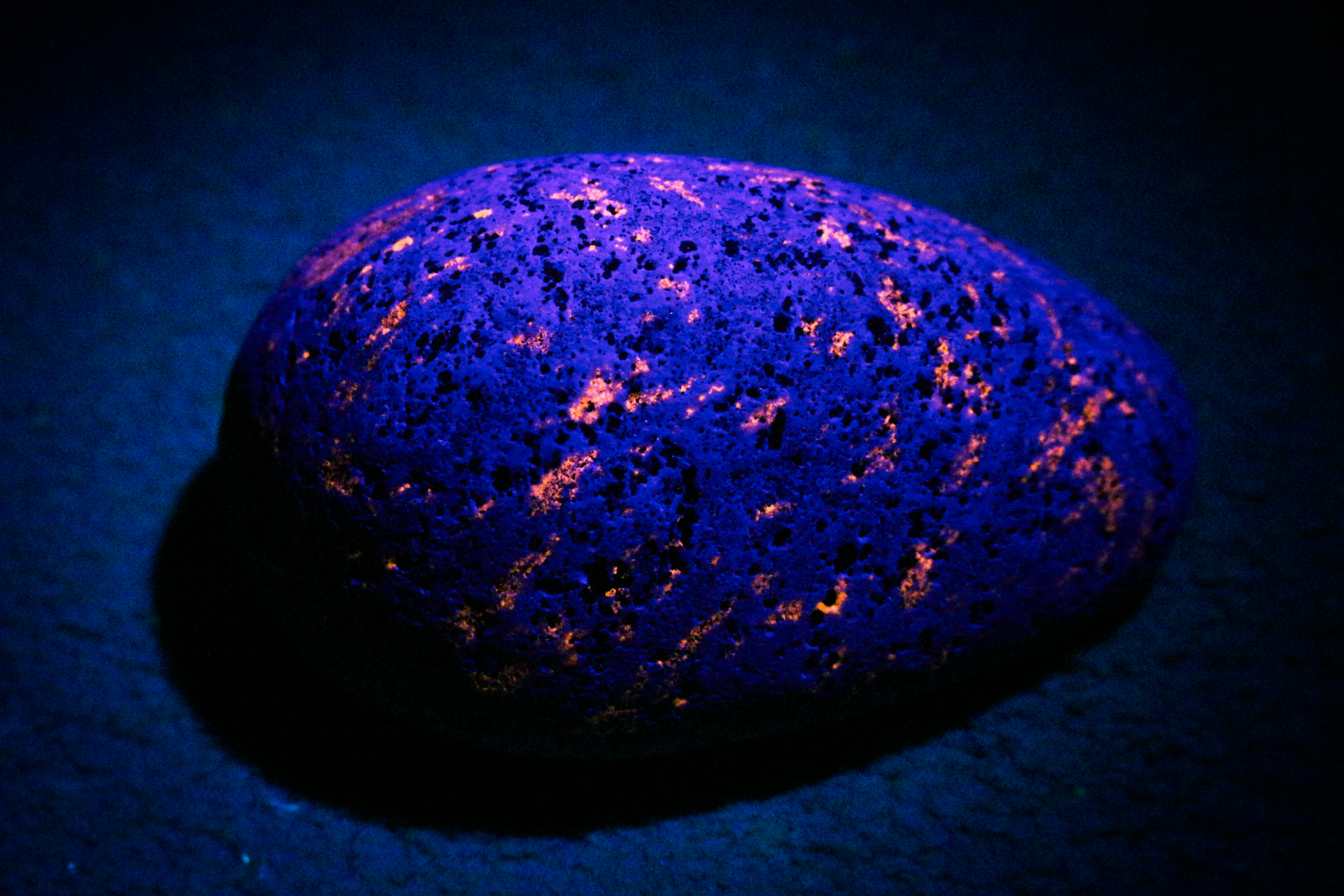 Yooperlite under uv light