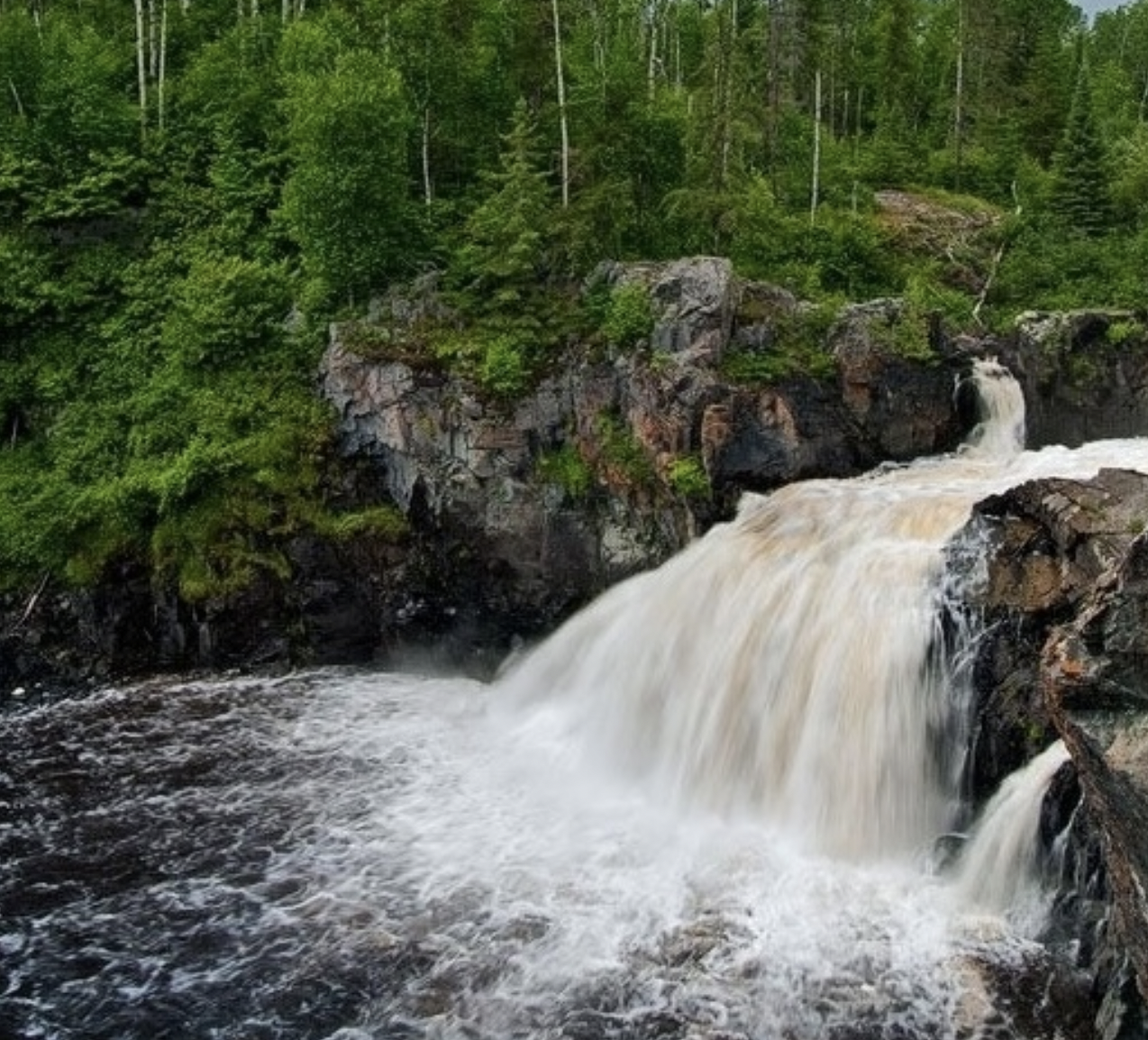 KapKigIwan Falls