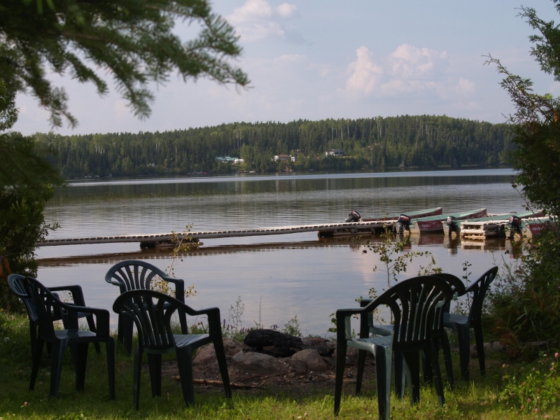 Lower Twin Lakes Lodge