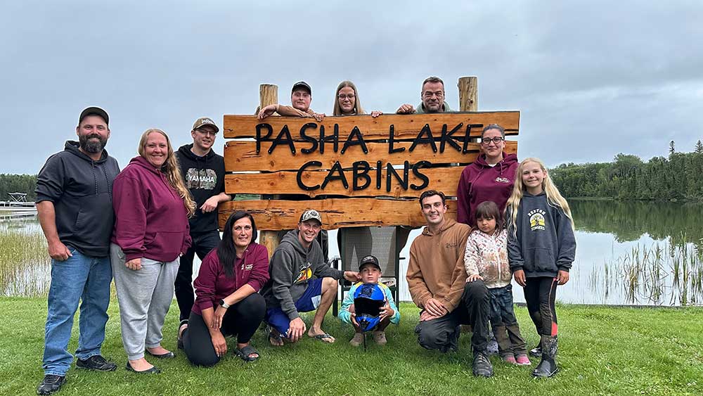 CR-PashaLakeCabins-sign