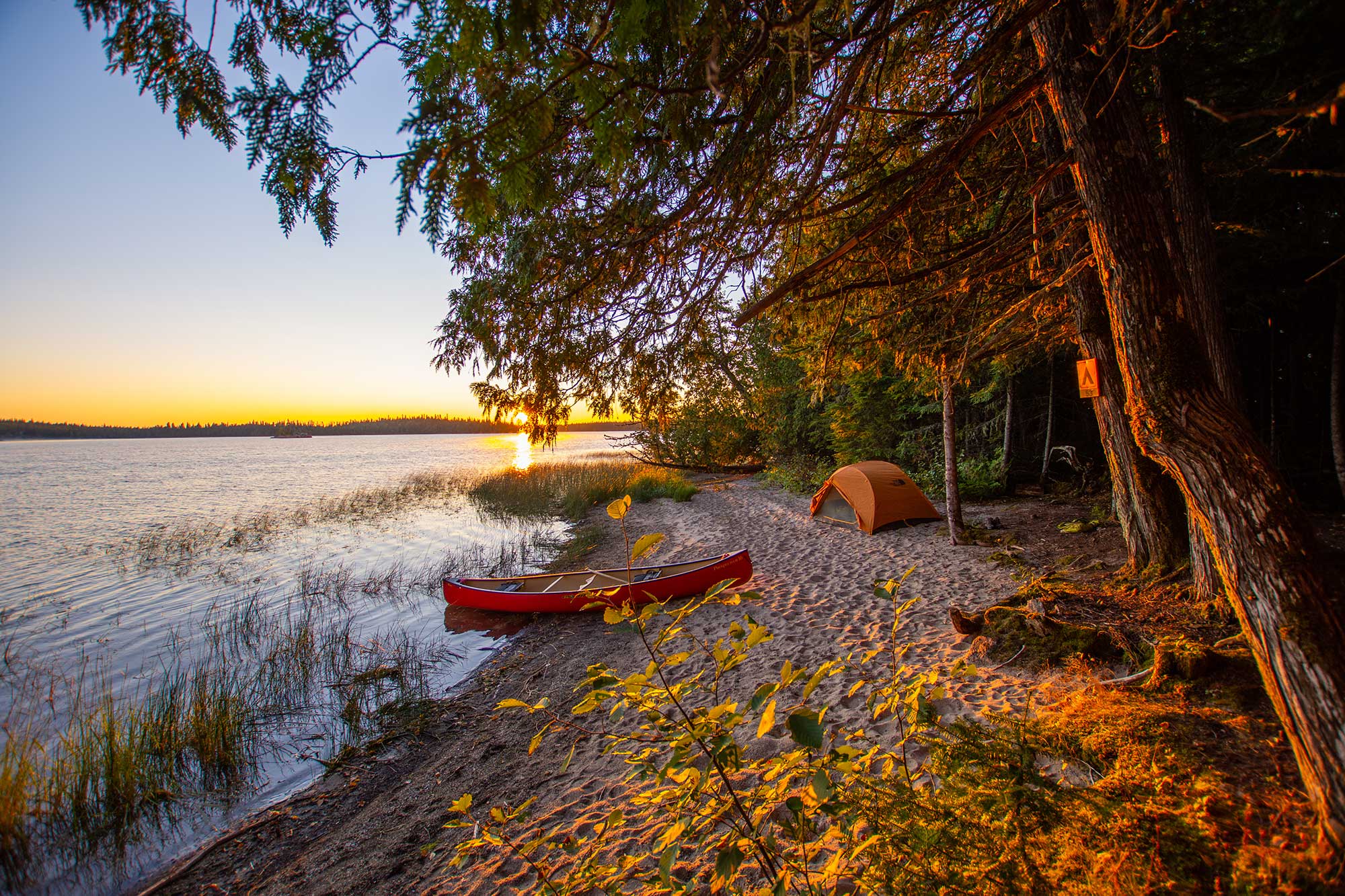 Canoeing and camping in Fushimi Provincial Park