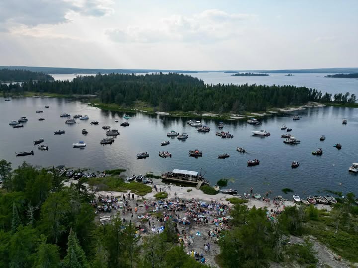 Minaki Bargefest - Music on the Water!