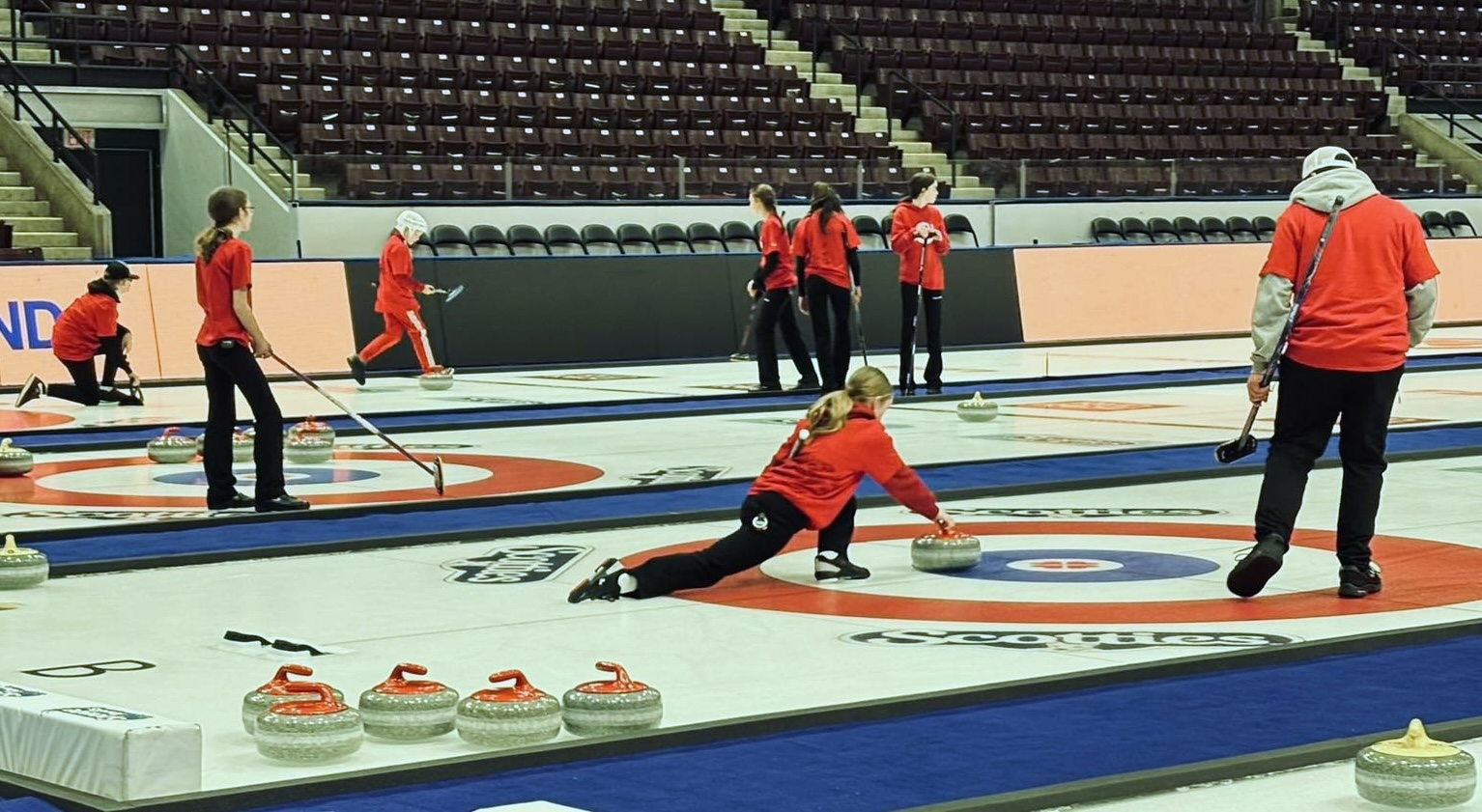 McIntyre Curlers Curling