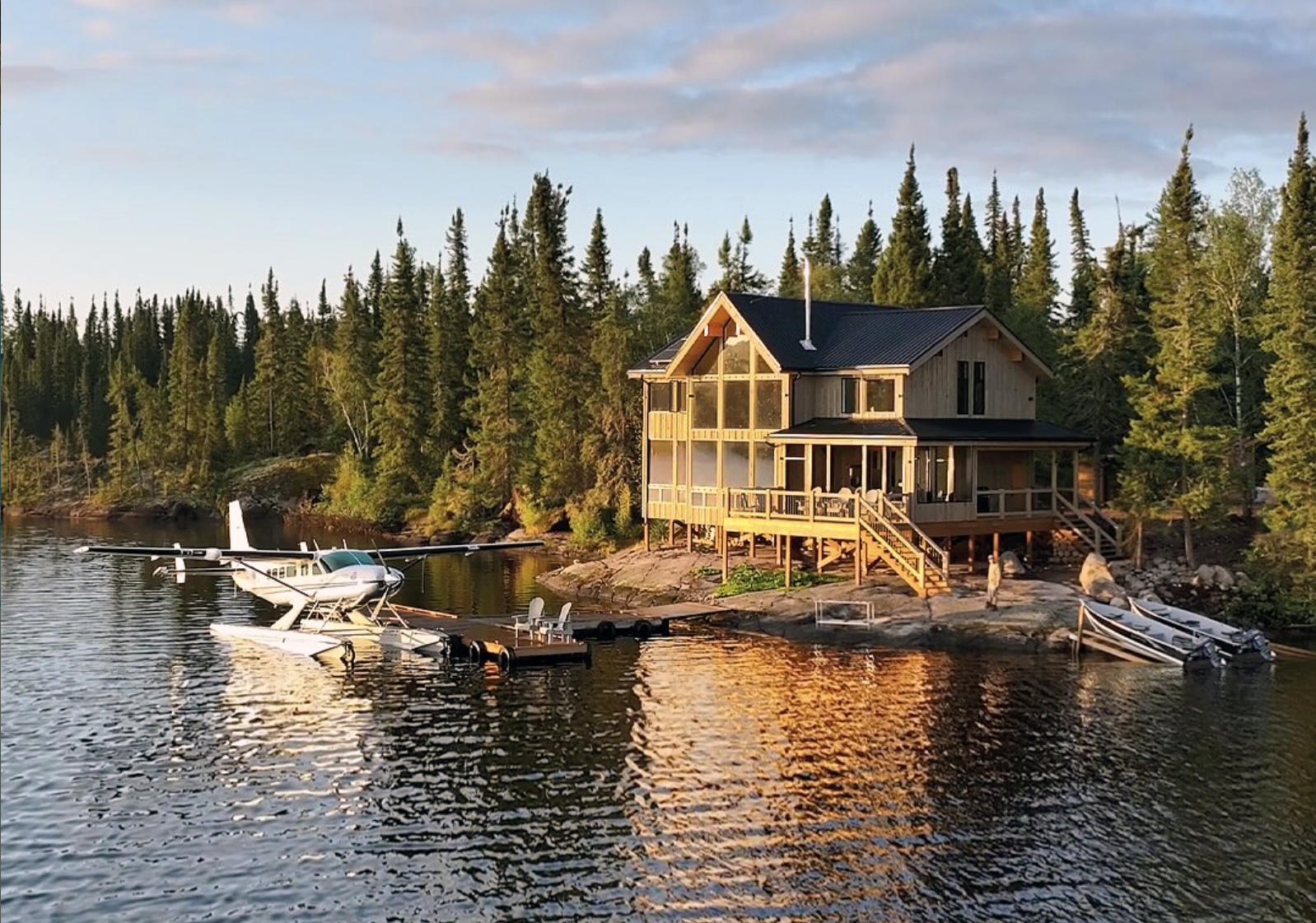 Fly-in luxury outpost on Critchell Lake
