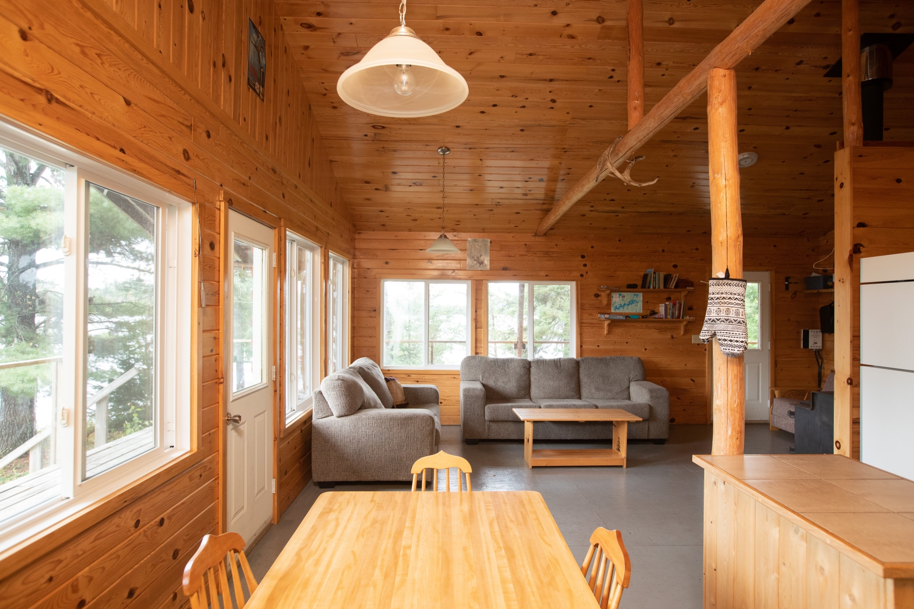 Northwest Flying ajax lake outpost cabin dining area