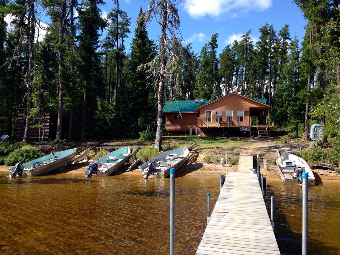 Rusty Myers fly-in outposts Hilltop Lake beach