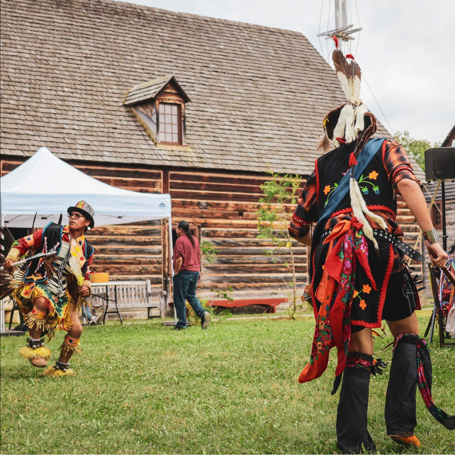  Anishnawbe Keeshigun - Fort William Historical Park