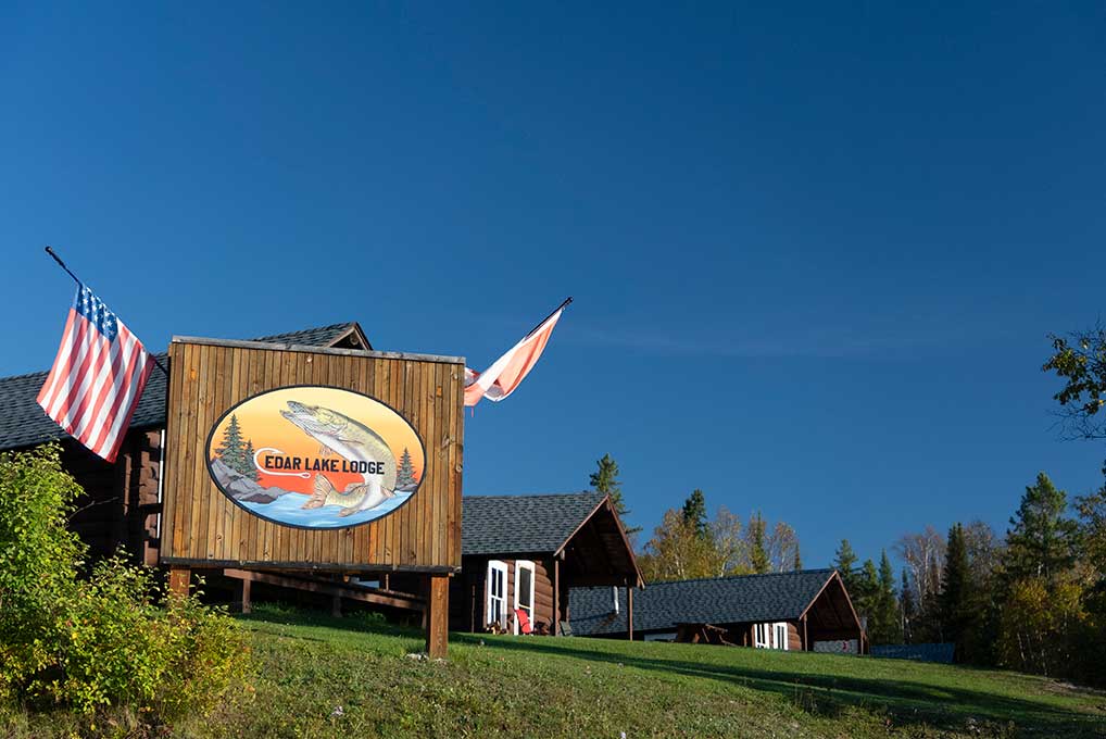 cedar lake lodge welcome sign