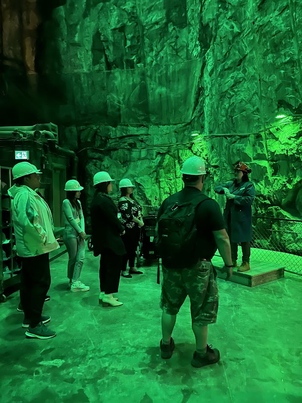 Dynamic Earth underground