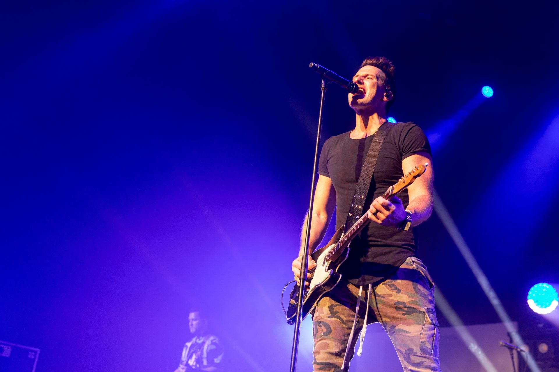 russell dickerson