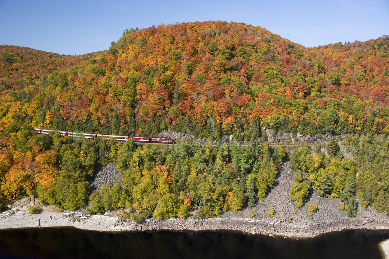 agawa canyon tour train