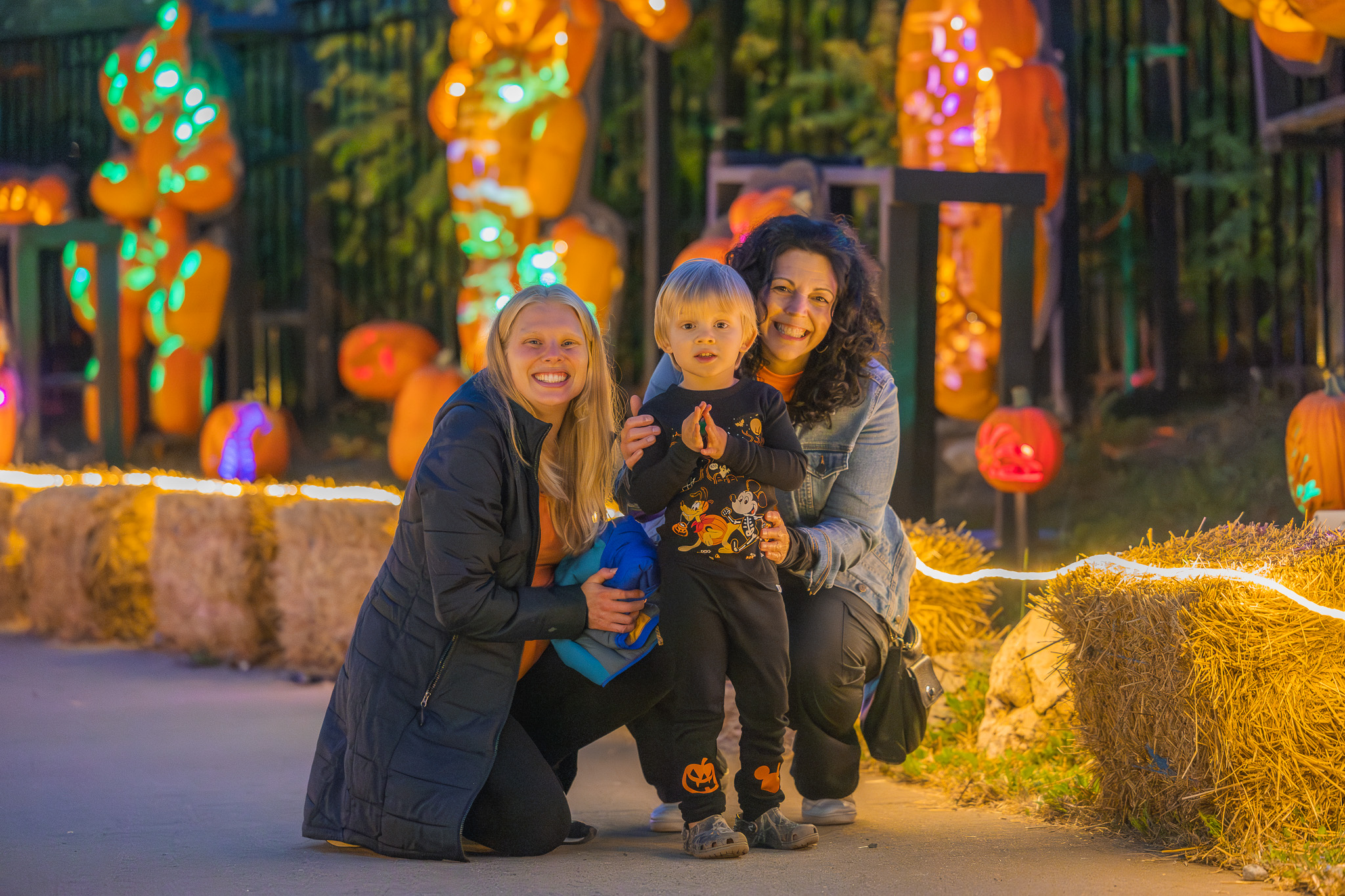 Family at Science North for Halloween
