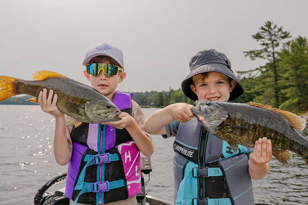 children fishing