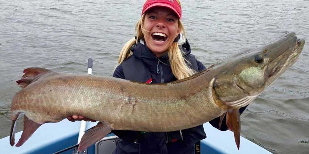 Fishing for the Mighty Fall Musky in the Legendary Lac Seul Lake