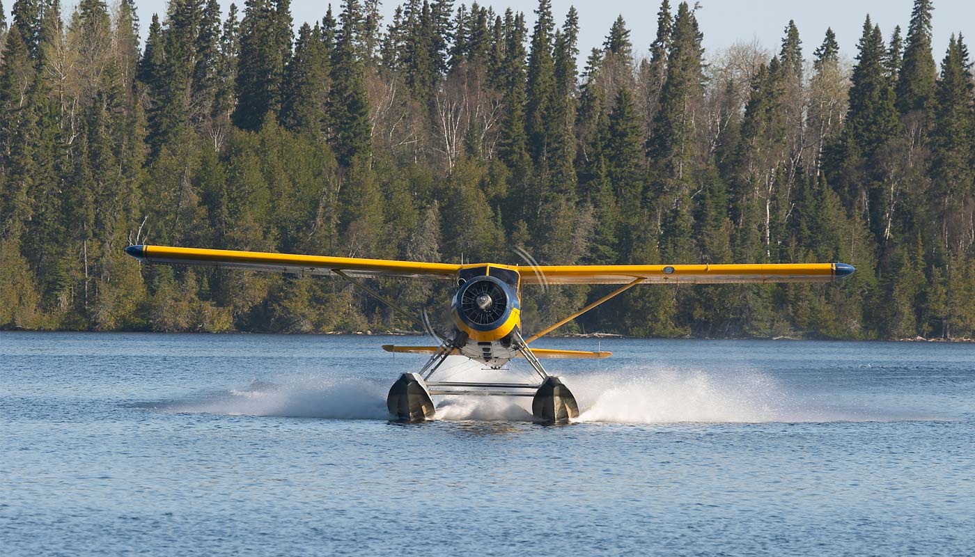 bushplane_water.jpg