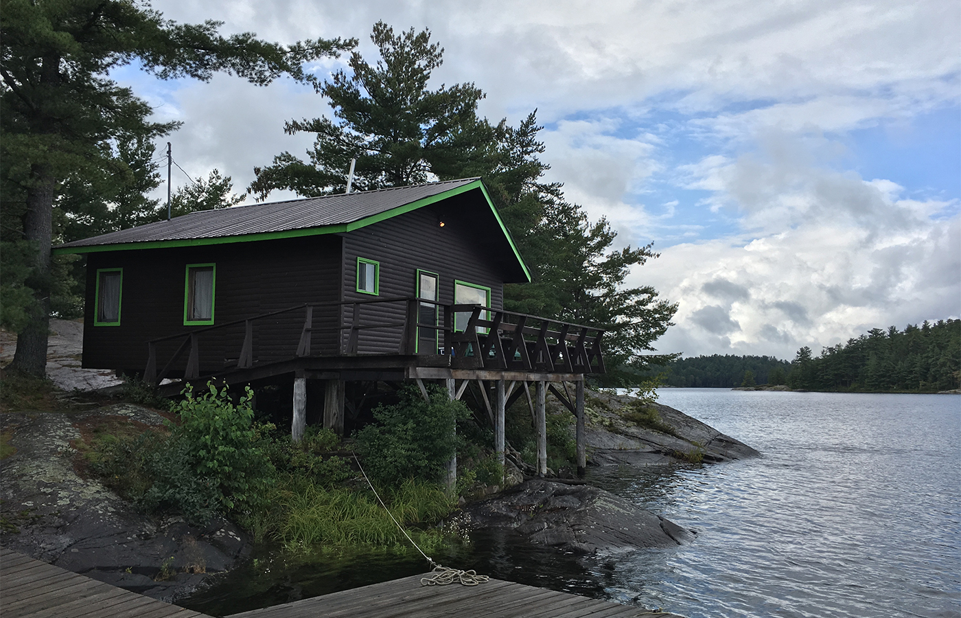cranes-lodge-ontario-experience.jpg