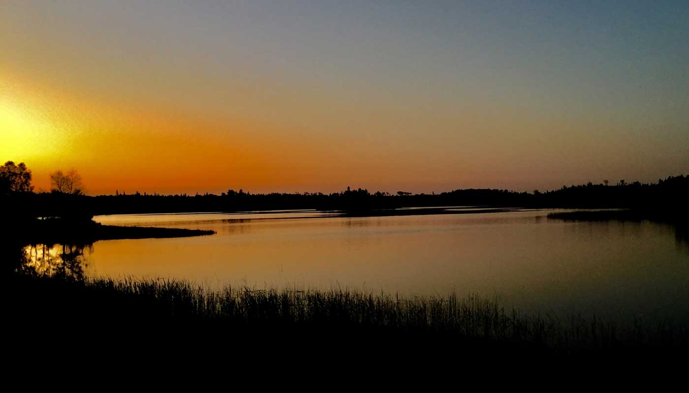 kk_kanipahow_cabins_sunrise.jpg