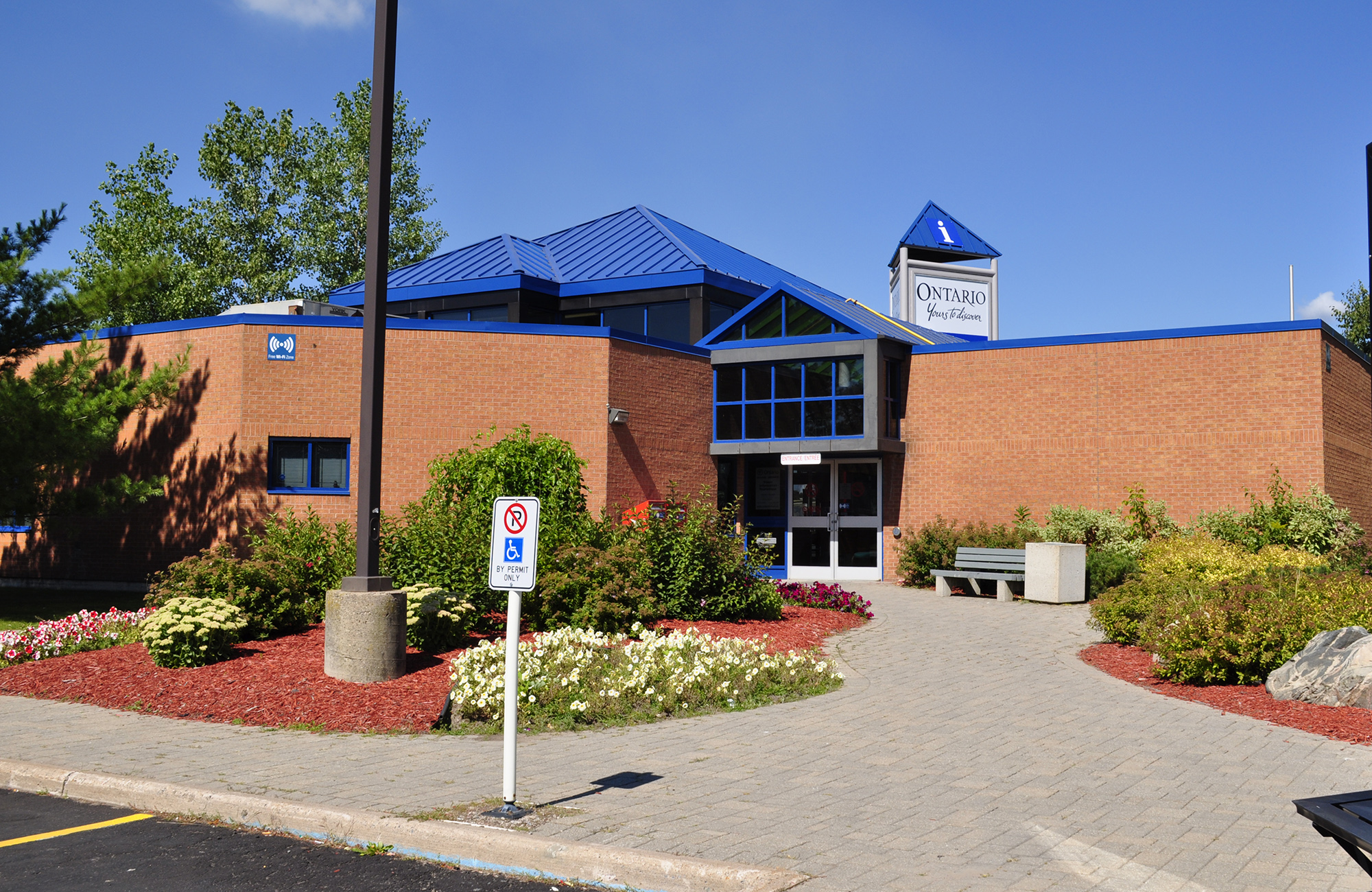 ontario-travel-information-centre.jpg ontario-travel-information-centre.jpg