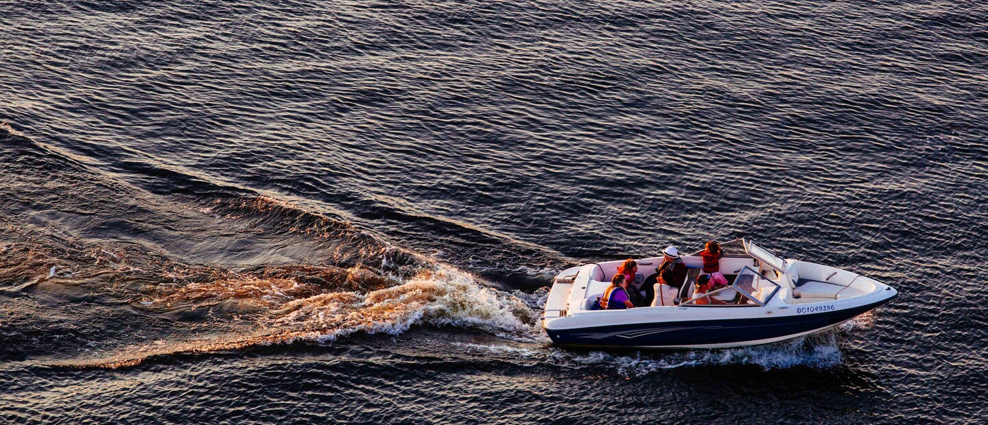 Renting a Boat in Ontario: What You Need to Know and Who Can Help