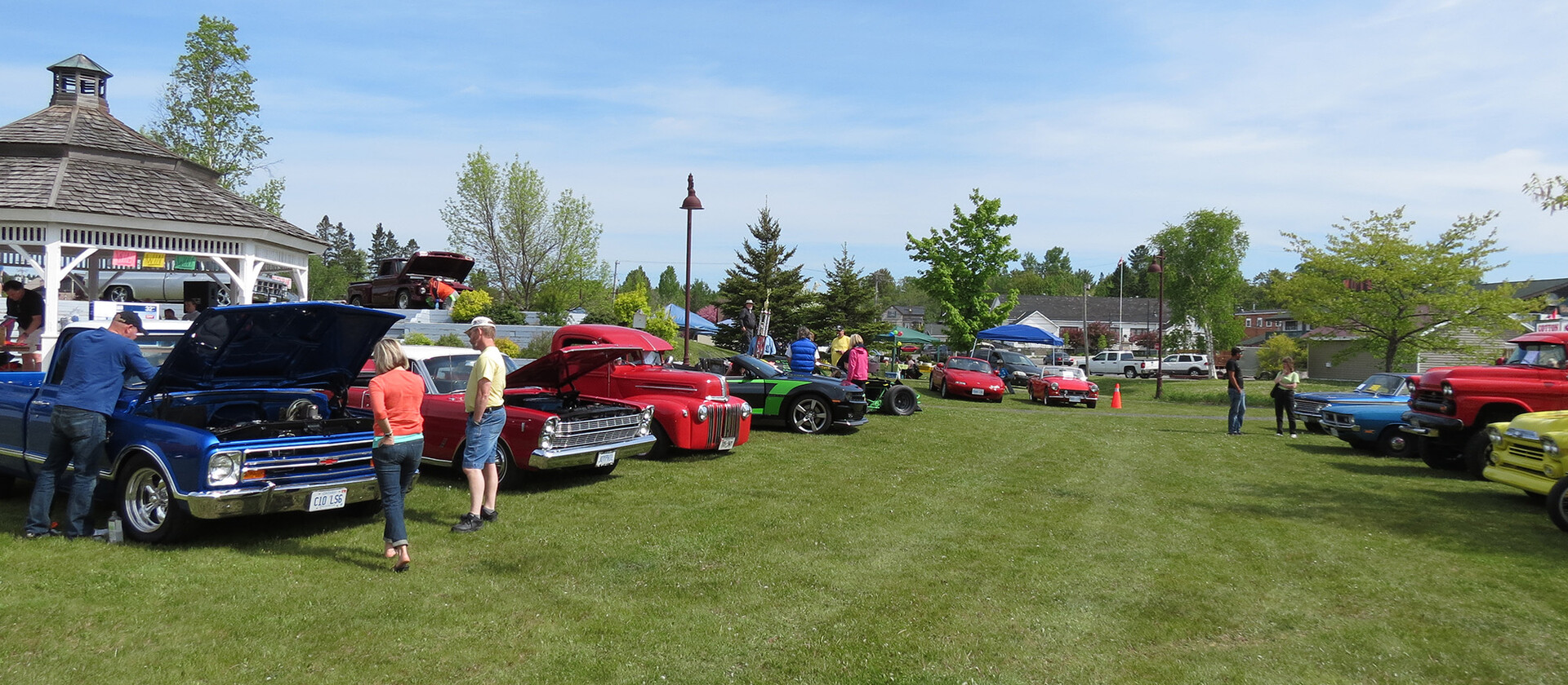 Let’s Go Cruisin' Algoma’s Two Big Classic Car Shows (And Why You