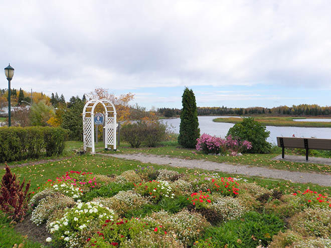 PeaceParkRiverside Entrance chapleau