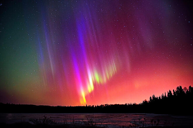 Bright northern lights in Thunder Bay by Justin T. Stevens