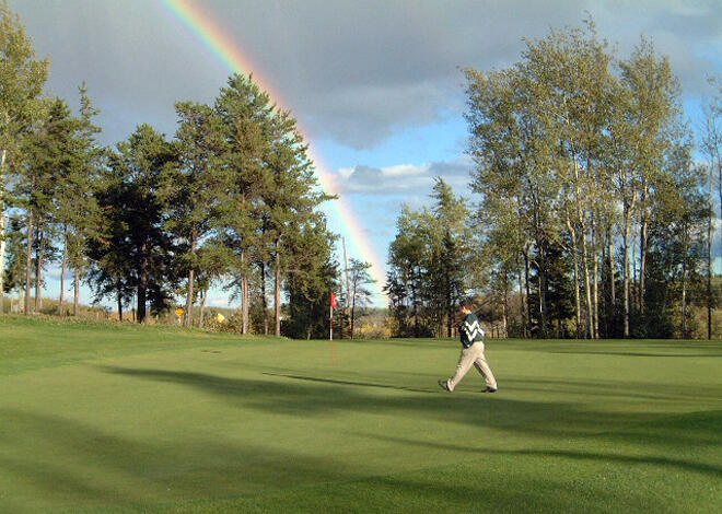 Red Lake Golf & Country Club