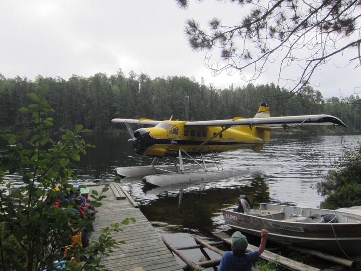 plane docking