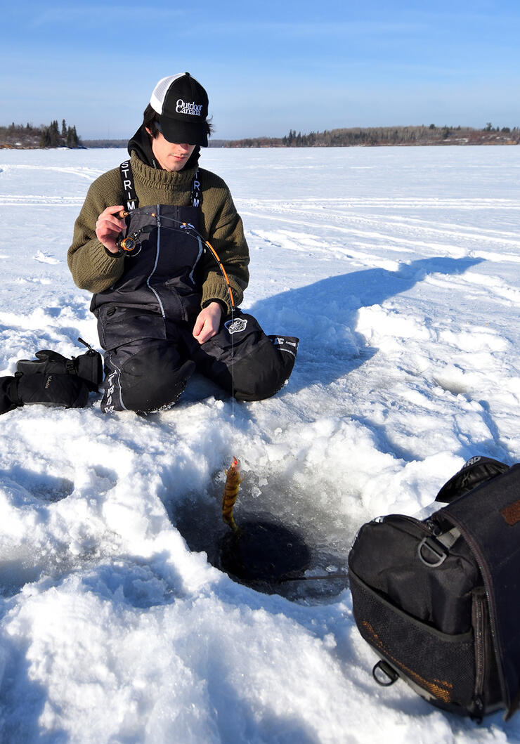 The Ultimate Winter Perch Trap | Northern Ontario Travel