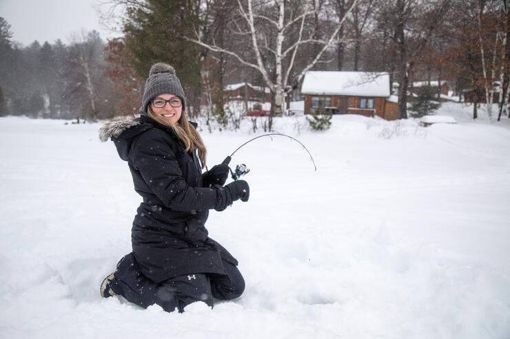 snowshoe-ice-fishing