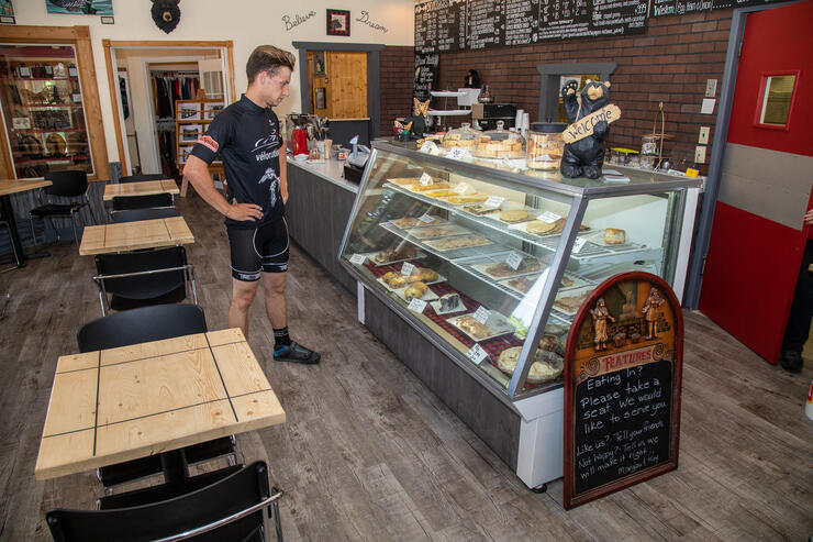 black-bear-cafe-2