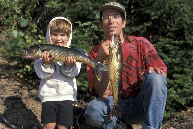 family-fishing-2