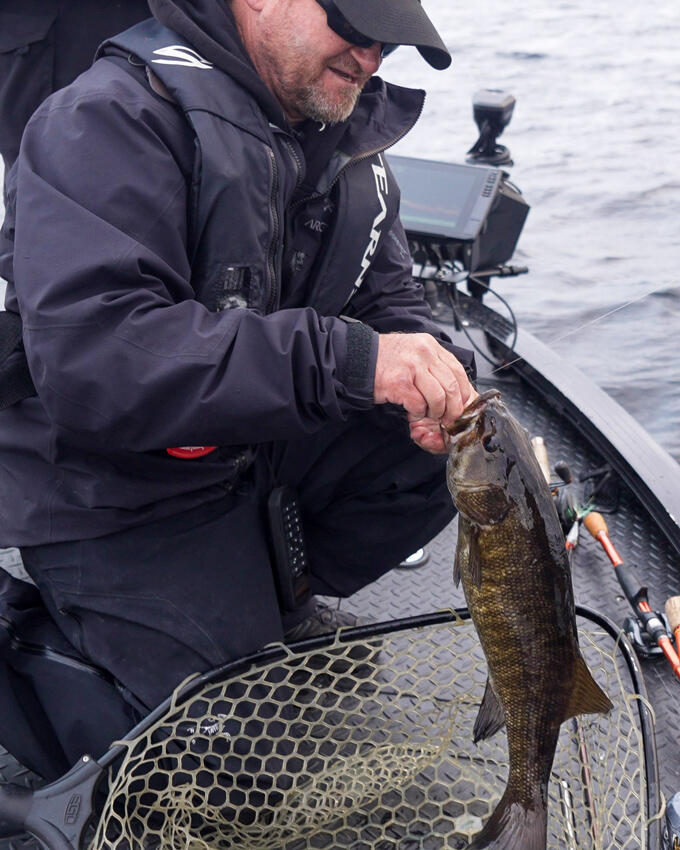 smallmouth bass fishing