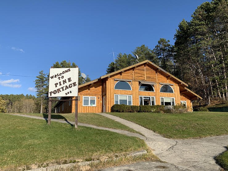 Pine Portage Lodge