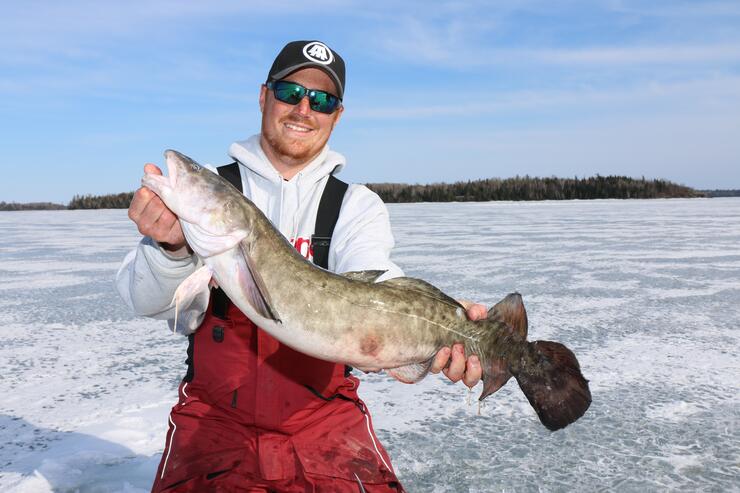 Why Sunset Country is the Best Place to go Ice Fishing