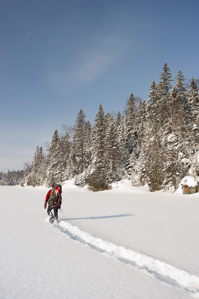 snowshoeing-into-the-lake