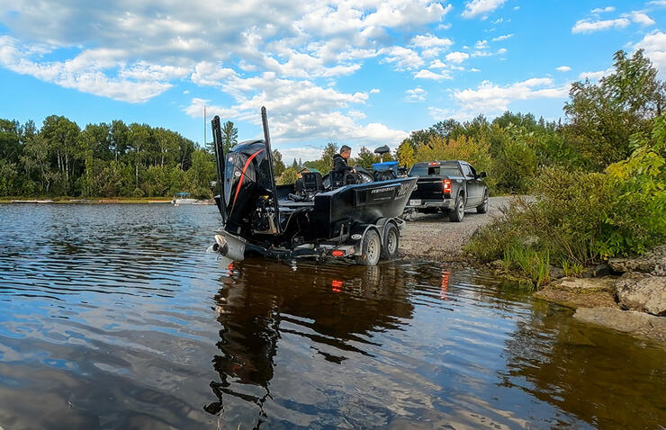 boat-portaging-fnc-2